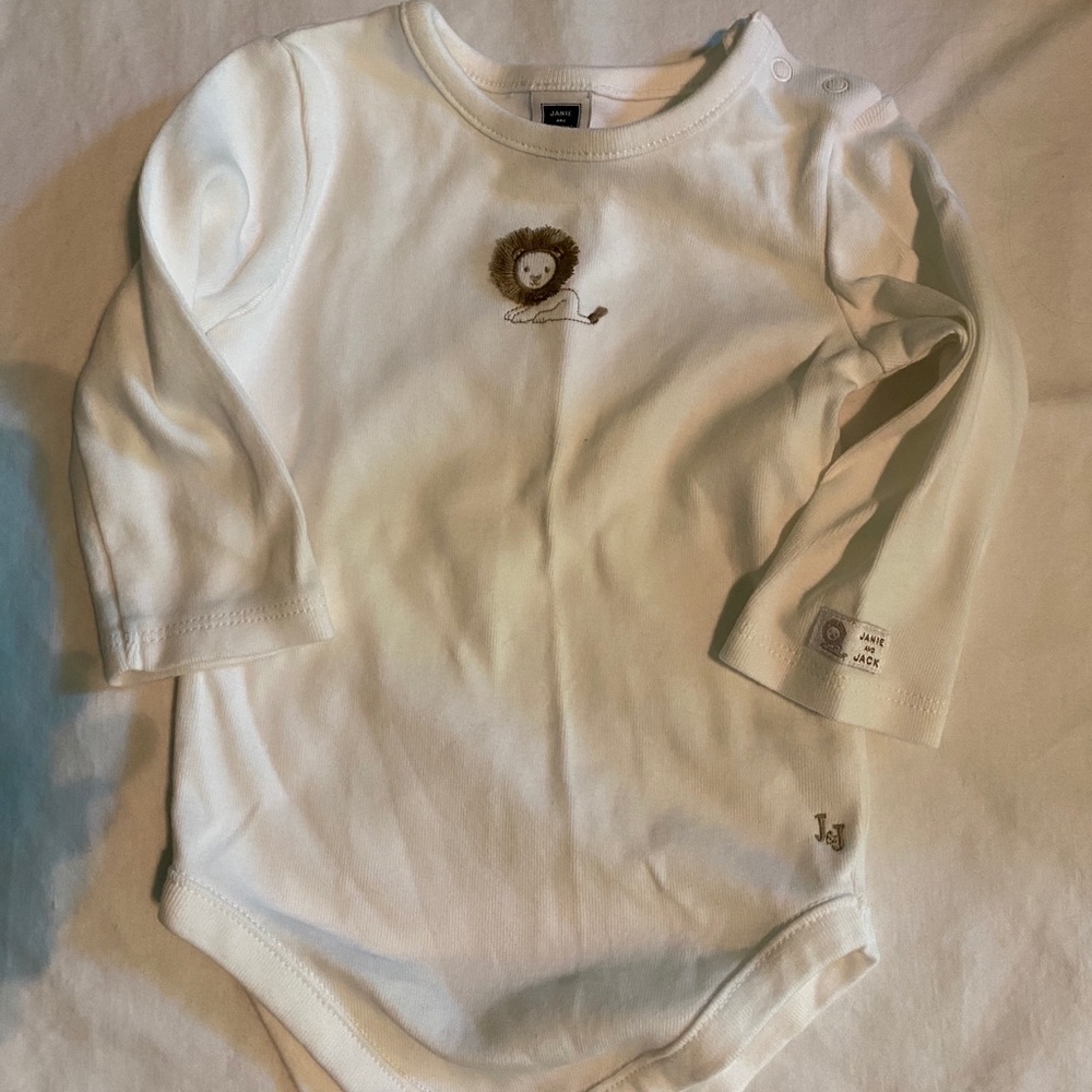 2 J&J bodysuits- Lion and Elephant 3-6 mo